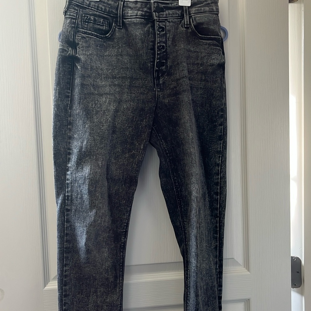 Old Navy distressed gray skinny jeans